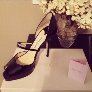 Excellent condition Jimmy Choo Piri D’Orsay Black Patent Leather Heels